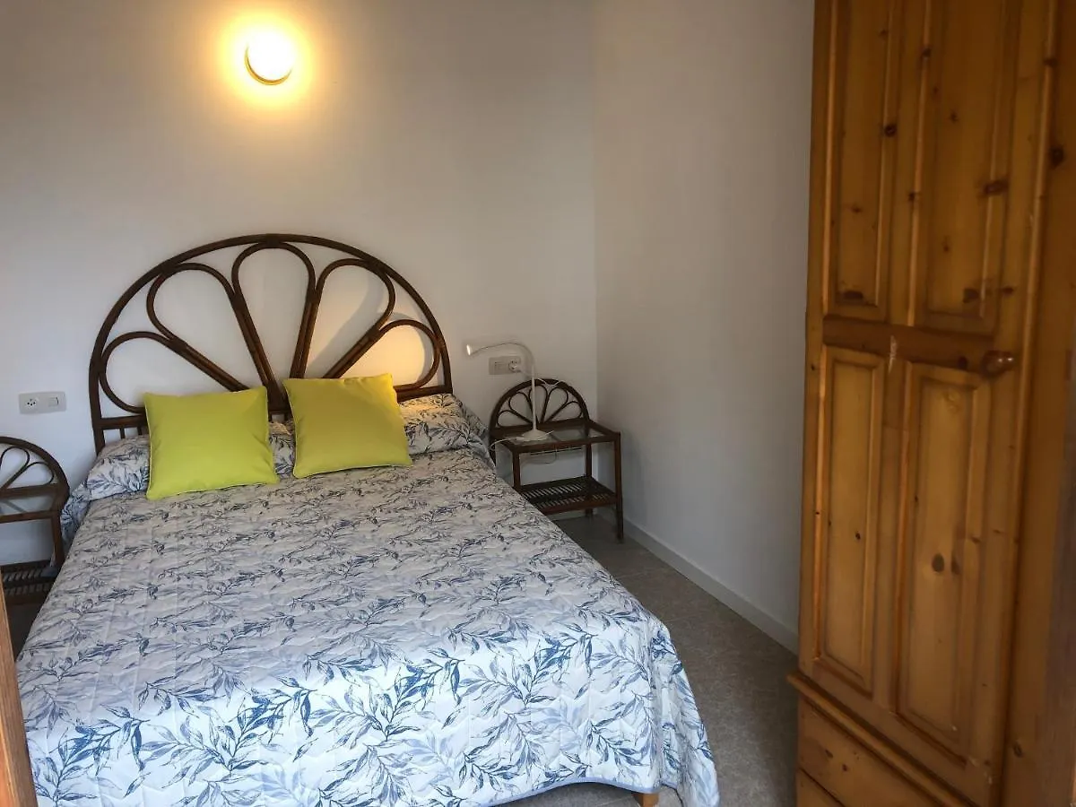 Holiday home Casa Mar Con Patio En Playa De Son Serra De Marina
