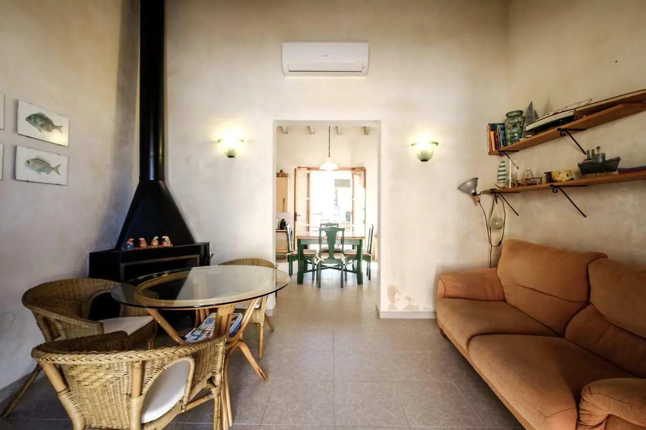 Casa Mar Con Patio En Playa De Son Serra De Marina 0*,  Ισπανία